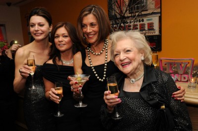 Hot in Cleveland season four