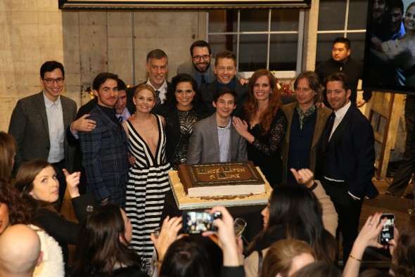 (ABC/Jack Rowand) ANDREW CHAMBLISS (EXECUTIVE PRODUCER, ONCE UPON A TIME), COLIN O'DONOGHUE, ADAM HOROWITZ (EXECUTIVE PRODUCER, ONCE UPON A TIME), JENNIFER MORRISON, STEVE PEARLMAN (EXECUTIVE PRODUCER, ONCE UPON A TIME), LANA PARRILLA, EDWARD KITSIS (EXECUTIVE PRODUCER, ONCE UPON A TIME), JARED GILMORE, JOSH DALLAS, REBECCA MADER, ROBERT CARLYLE, SEAN MAGUIRE