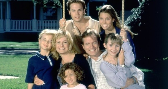 7th Heaven TV show on The CW: 20th anniversary (canceled or renewed?)