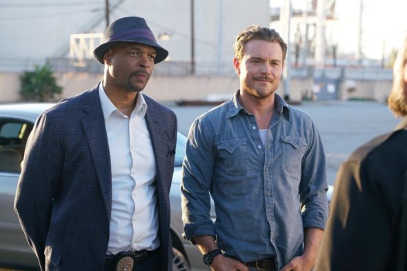 Lethal Weapon TV show on FOX: season 1: (canceled or renewed?).