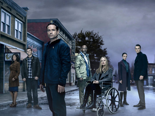 Wayward Pines TV show on FOX: season 2 premiere (canceled or renewed?)