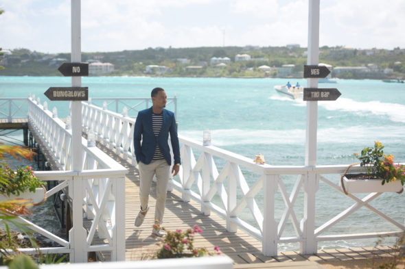 COUPLED: Host Terrence "J" Jenkins in the "Mutual Distraction" episode of COUPLED airing Tuesday, July 19 (9:00-10:00 PM ET/PT) on FOX. ©2016 Fox Broadcasting Co. Cr: Michael Becker/FOX
