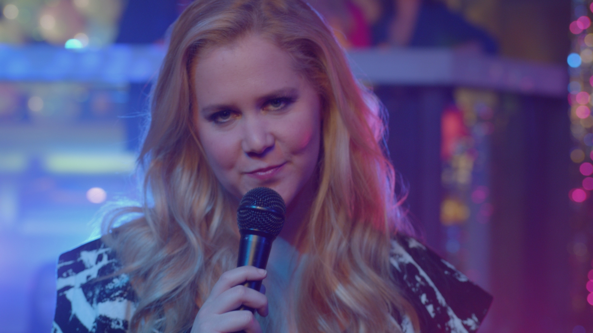 Inside Amy Schumer Cancelled Star Tweets About Comedy Central Show