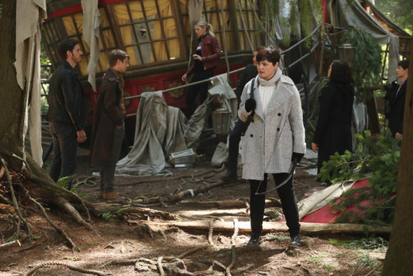 Once Upon a Time TV show on ABC: season 6 premiere photos (canceled or renewed?)