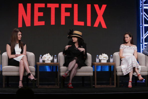 Gilmore Girls: A Year in the Life TV show revival on Netflix: (canceled or renewed?)