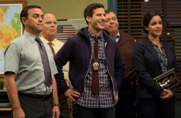 Brooklyn Nine-Nine TV show on FOX: cancelled or renewed for season 5?