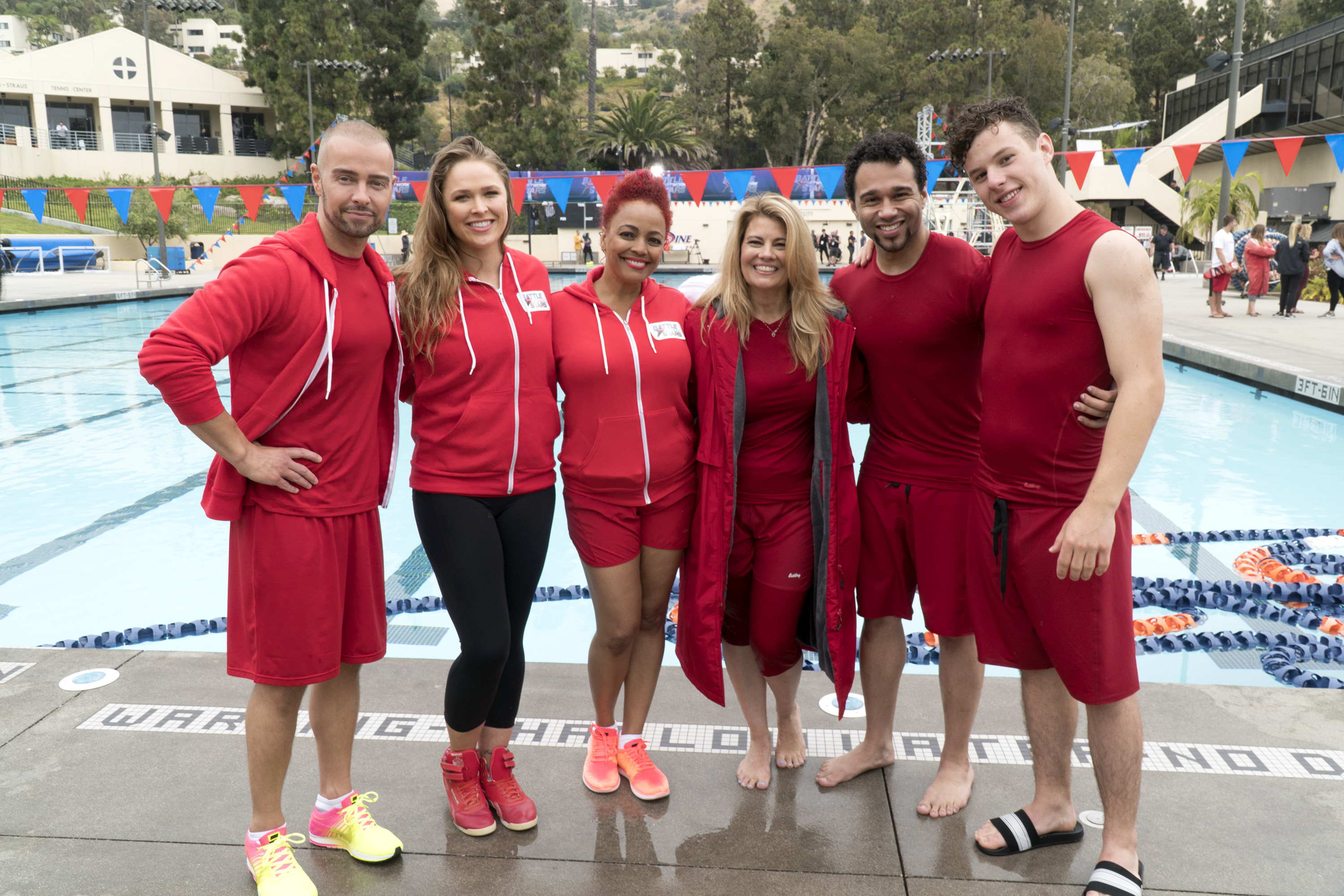 Battle Of The Network Stars 100 Tv Stars Announced For Abc Revival Canceled Tv Shows Tv