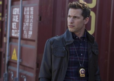 Brooklyn Nine-Nine: FOX Previews Season 4B - canceled + renewed TV ...