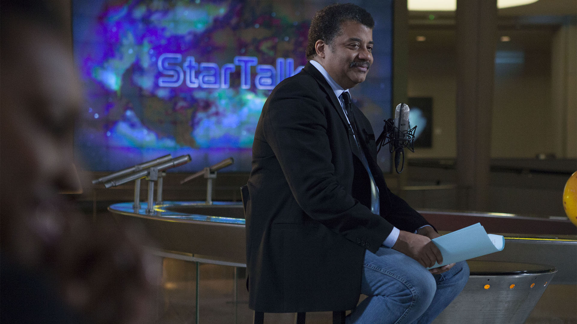 Degrasse Show - Confirmed: Neil deGrasse Tyson's remake of Carl Sagan's ... : The host of hbo’s real time, who was forced to cancel a couple of shows after.