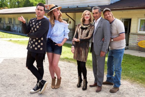 Schitt S Creek Season Five Pop Tv Announces Premiere Date And