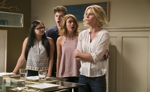 Resultado de imagen de modern family season 2017