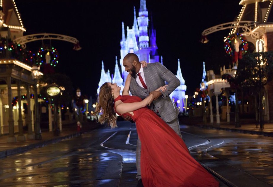 Disney’s Fairy Tale Weddings: Holiday Magic