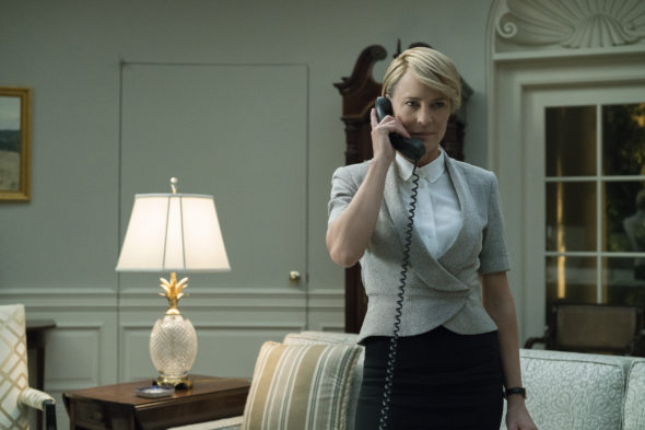 production resumes on House of Cards TV show on Netflix: season 6 (canceled or renewed?)