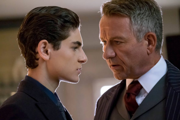 Gotham TV show on FOX: (canceled or renewed?)