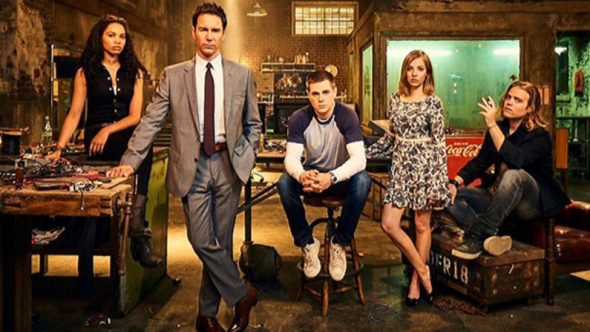 Travelers TV show on Netflix: (canceled or renewed?)