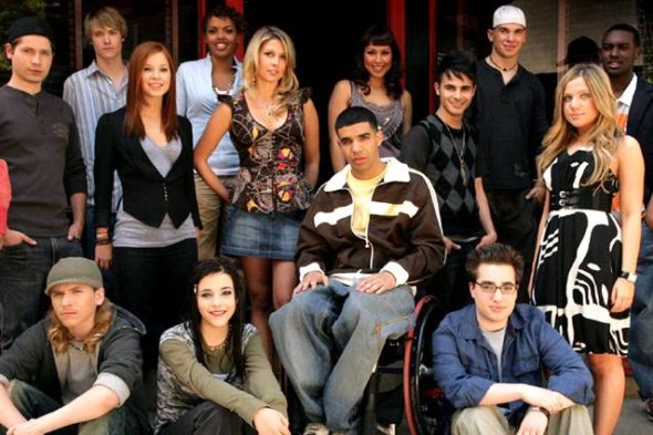 Degrassi: Drake Reunites with Next Generation Cast Members for "I'm