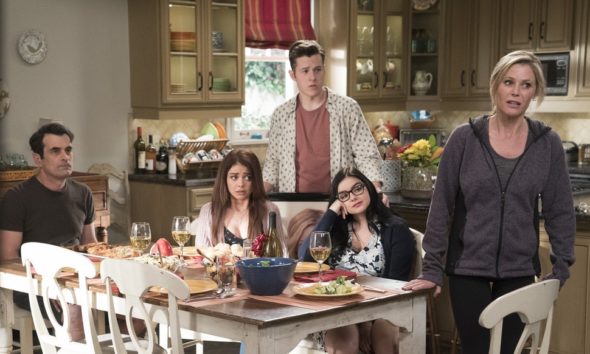 Modern Family Season 11 Renewal Talks Underway for ABC Comedy