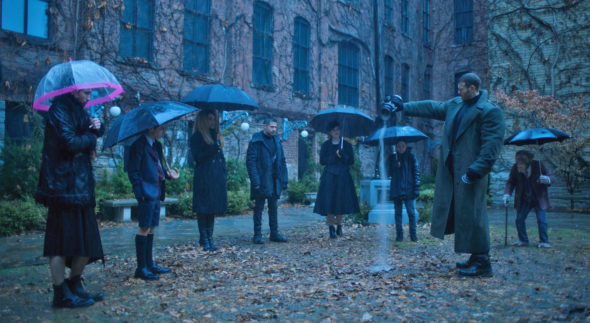 Umbrella Academy TV show on Netflix: (canceled or renewed?)