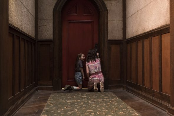 The Haunting of Hill House TV show on Netflix renewed for season two 