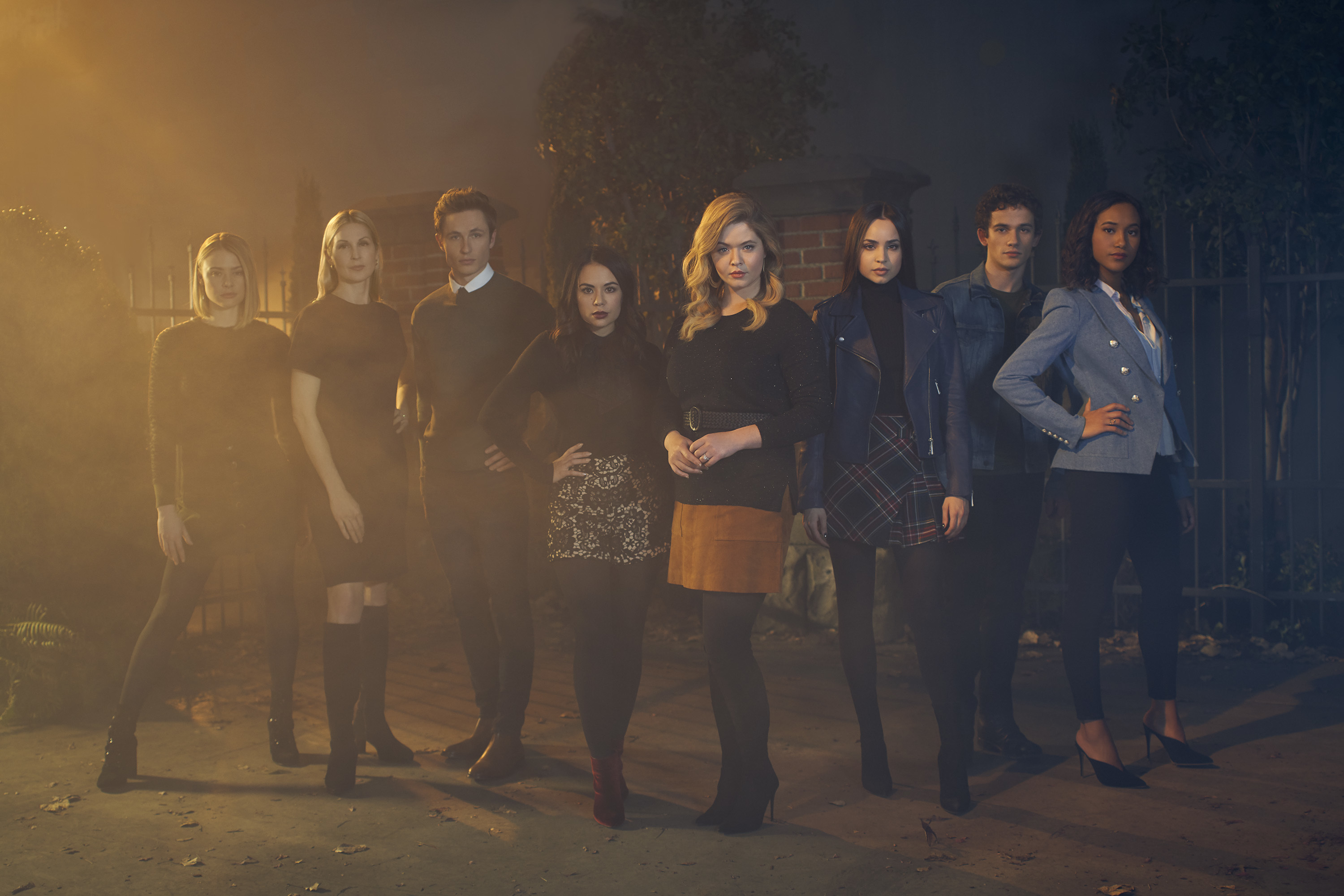 Pretty Little Liars The Perfectionists Freeform Releases Photos for