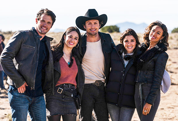 Roswell, New Mexico TV show on The CW: season 2 renewal for the 2019-20 TV season