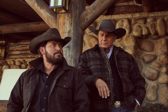 Download Yellowstone on Paramount Network: Cancelled or Season 3? (release date) - canceled + renewed TV ...