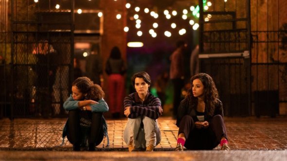 Trinkets TV show on Netflix: (canceled or renewed?)