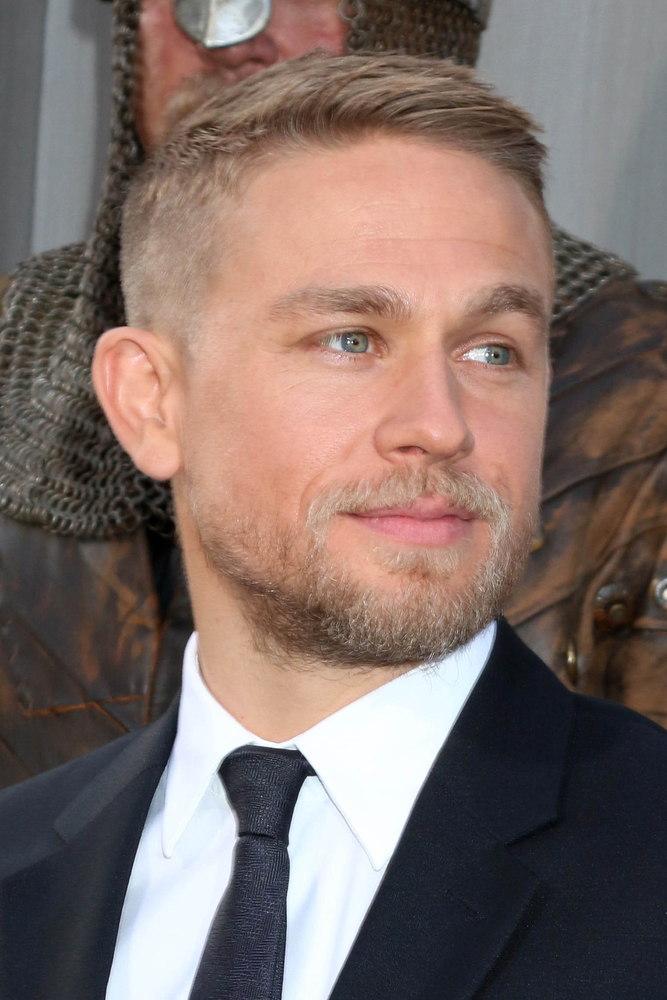 Shantaram: Charlie Hunnam (Sons of Anarchy) to Star in New Apple Series ...