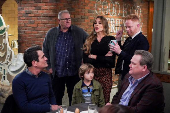 Modern Family TV Show on ABC: canceled or renewed?