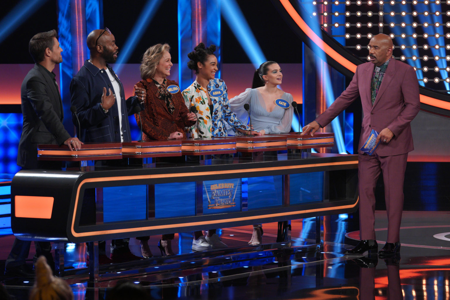 Celebrity Family Feud TV Show on ABC Season Six Viewer Votes