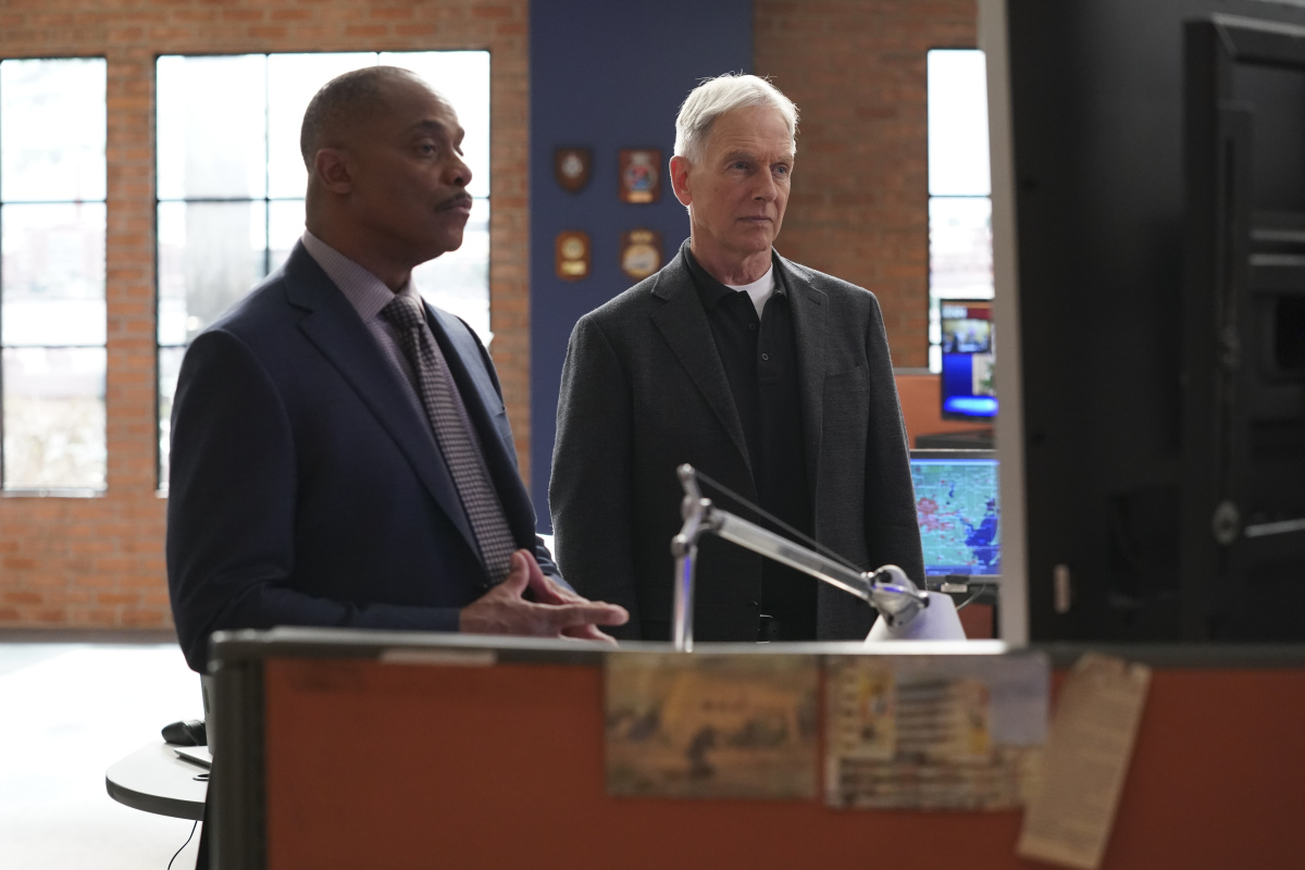 NCIS on CBS: cancelled? season 19? (release date) - canceled + renewed TV  shows - TV Series Finale