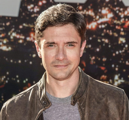 Topher Grace to star in Home Economics TV show on ABC