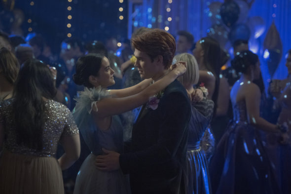 Riverdale TV show on The CW: canceled or renewed for season 6?