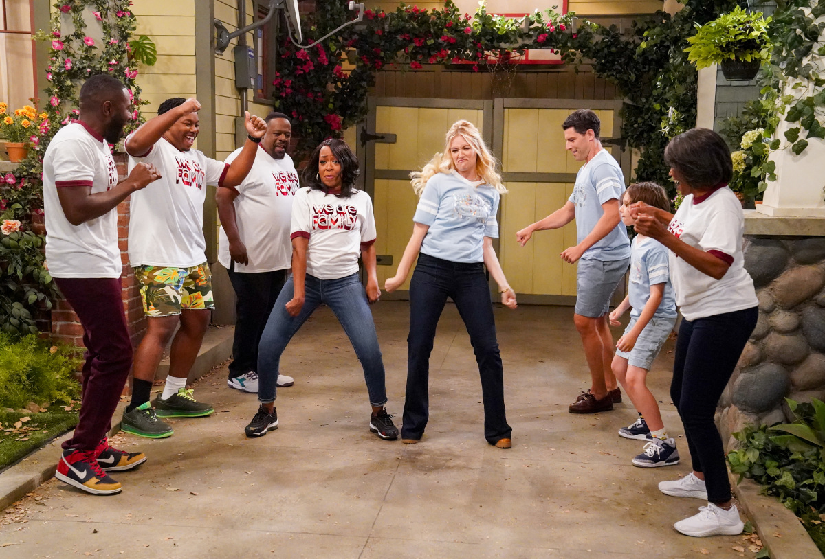 The Neighborhood TV Show On CBS Season Four Viewer Votes Canceled 