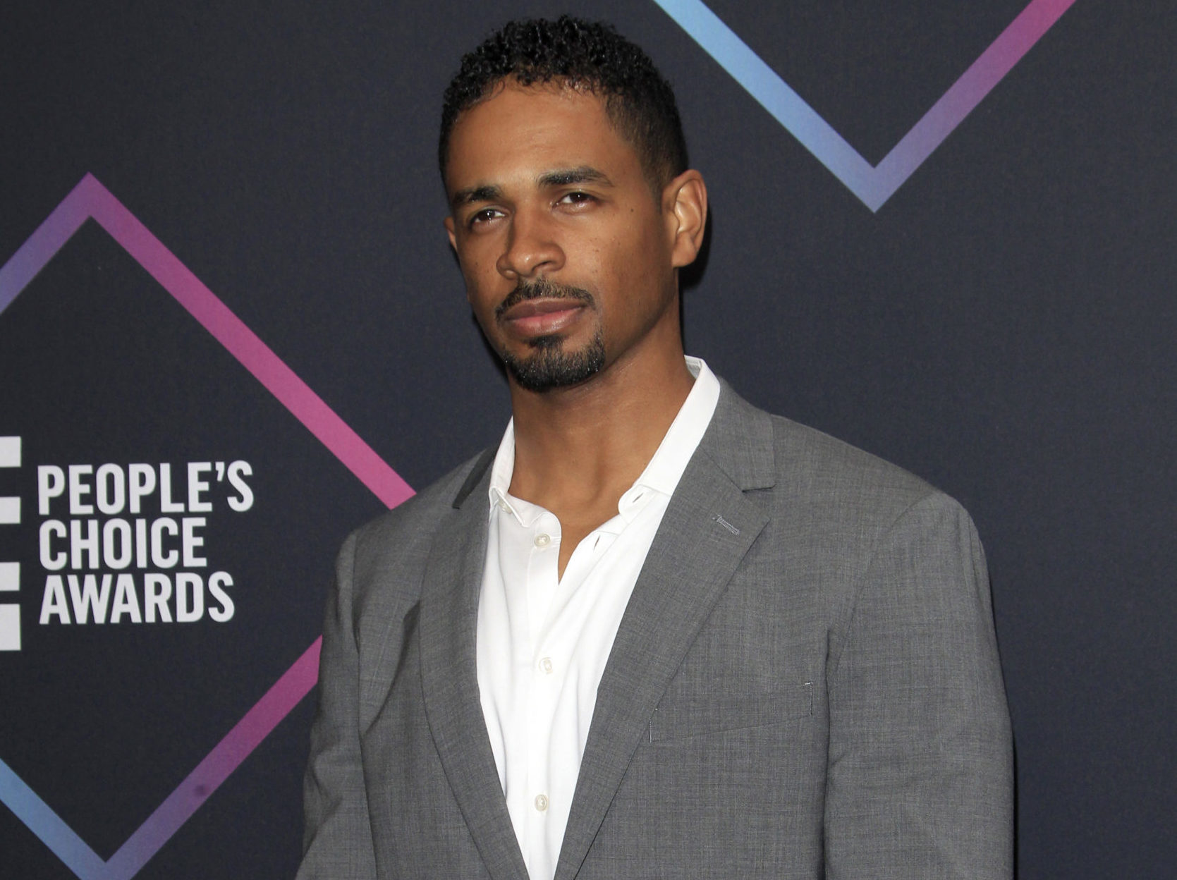 #Kill the Orange-Faced Bear: Series Order Cancelled at TBS; Damon Wayans Jr. Comedy Not Moving Forward