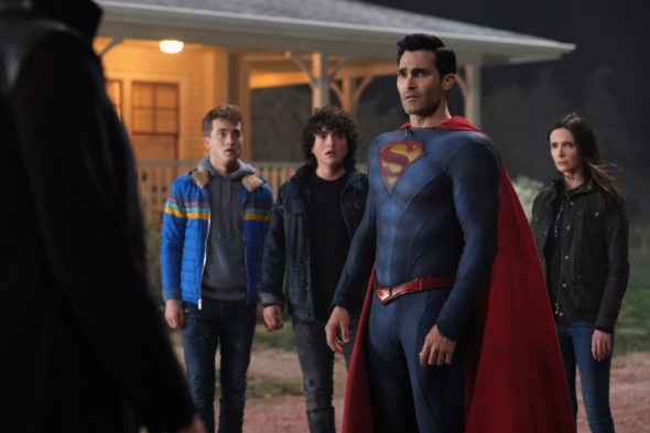 Superman & Lois TV show on The CW: canceled or renewed for season 3?