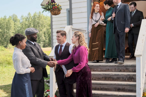 When Calls the Heart TV show on Hallmark Channel: canceled or renewed for season 10?