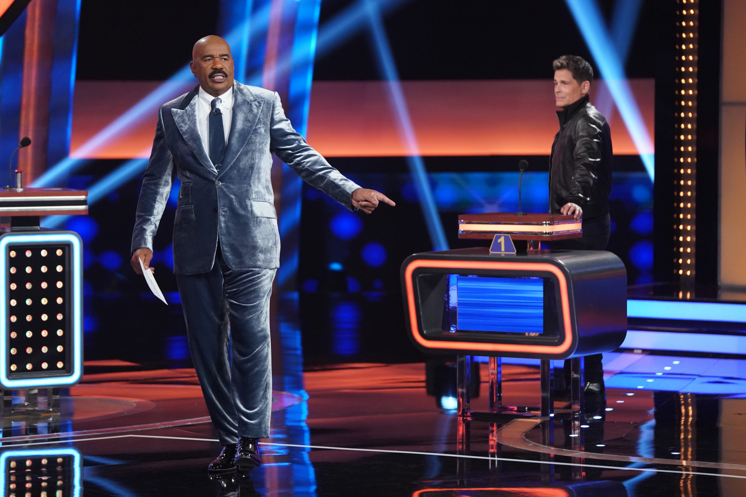 #Celebrity Family Feud: Season Eight Renewal; ABC Game Show Returns This Summer