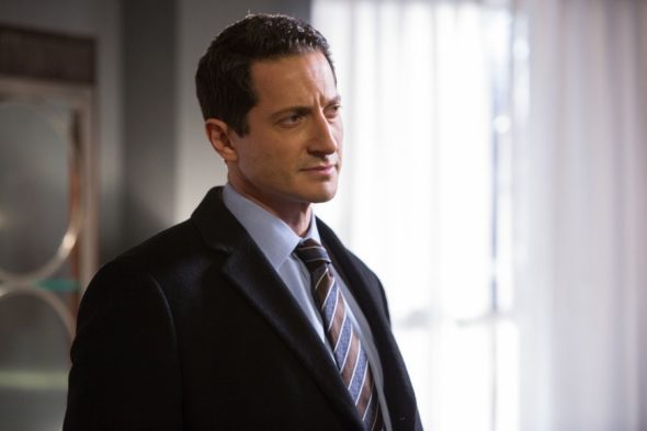 #Chicago Med: Season Eight; Sasha Roiz and Lilah Richcreek Estrada Join NBC Series