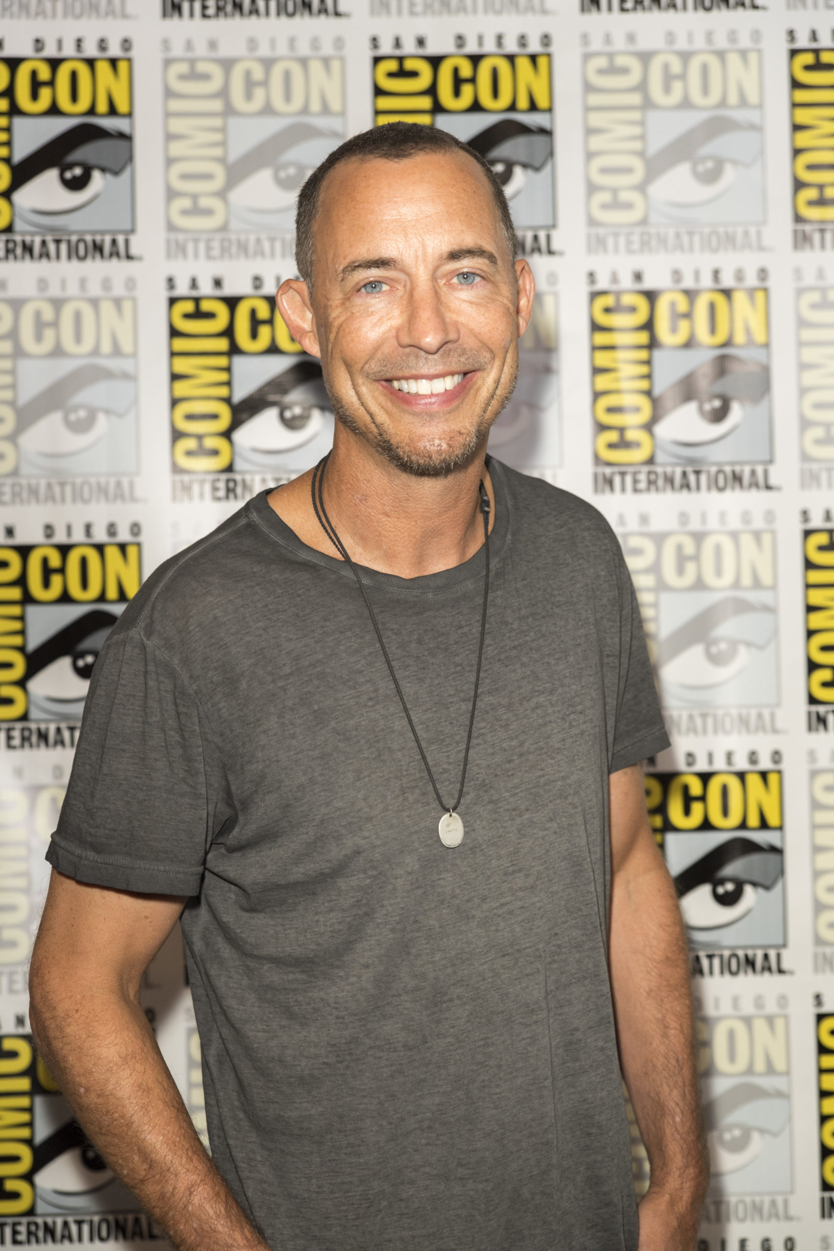 #Hey Yahoo!: Tom Cavanagh (The Flash) to Host New Series for Game Show Network