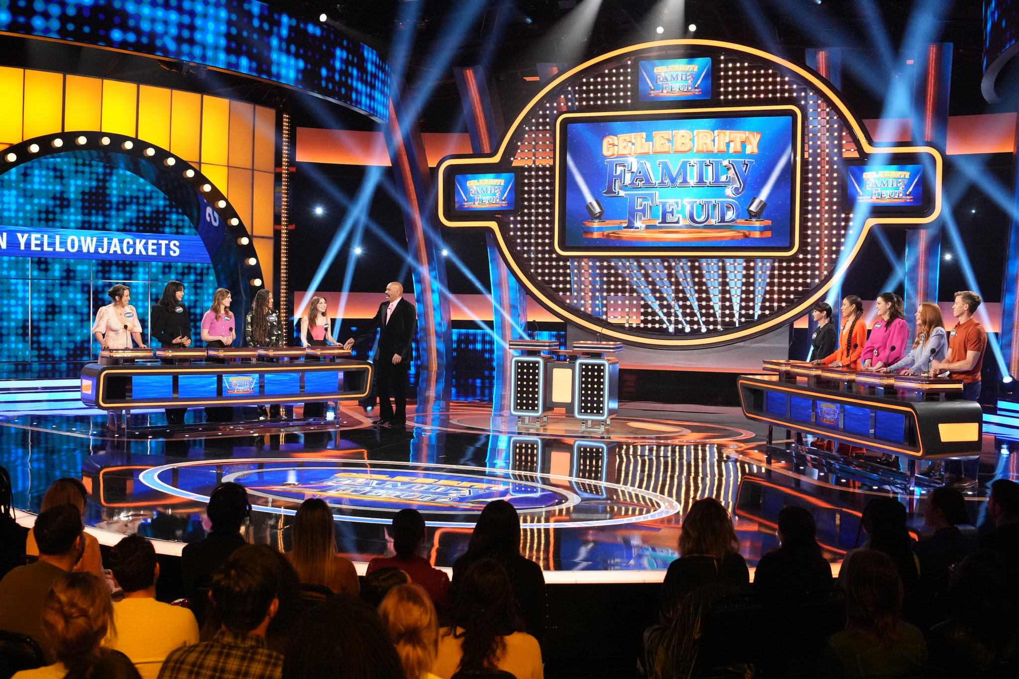Celebrity Family Feud on ABC: cancelled or season 10? - canceled