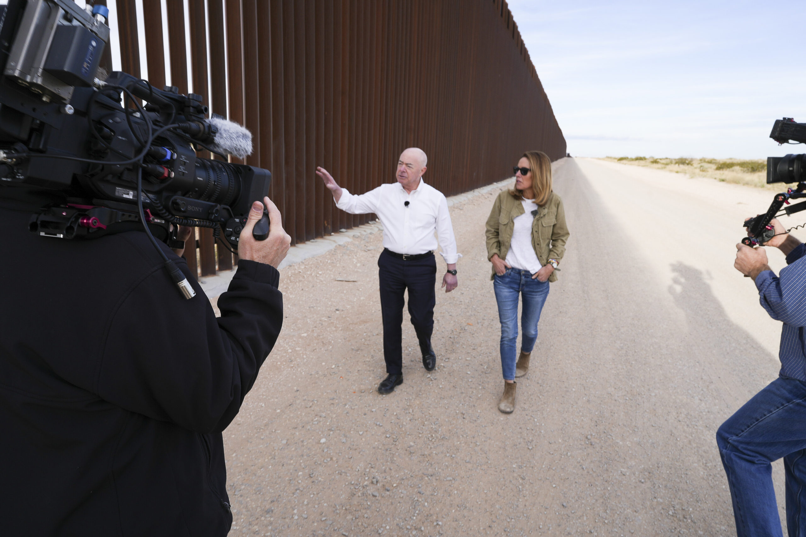 60 MINUTES TV SERIES 1968 visual data 6