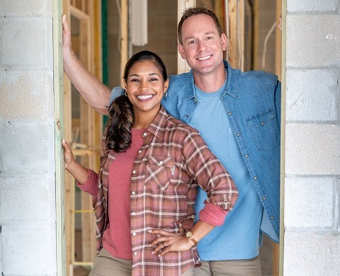 #100 Day Hotel Challenge: Brian and Mika Kleinschmidt Lead New Series on HGTV