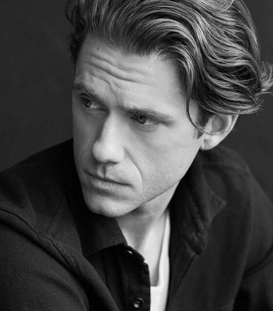 Earth Abides: Aaron Tveit and More to Star in Sci-Fi Limited Series on ...