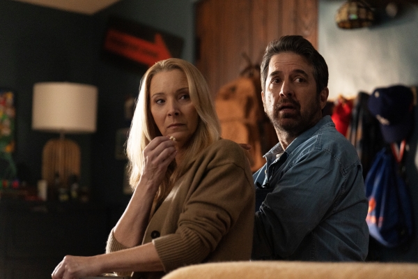 #No Good Deed: Netflix Releases Premiere Date and Teaser for Ray Romano and Lisa Kudrow Series