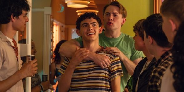 Heartstopper TV show on Netflix: canceled or renewed?