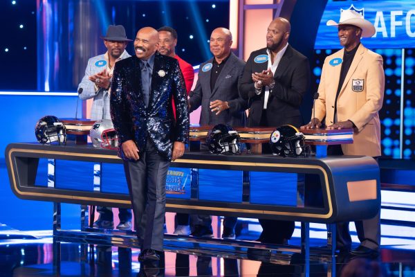 Thursday TV Ratings: Celebrity Family Feud, Big Brother, Surviving Earth, Trivial Pursuit, The 1% Club – canceled + renewed TV shows, ratings Thursday TV Ratings: Celebrity Family Feud, Big Brother, Surviving Earth, Trivial Pursuit, The 1% Club – canceled + renewed TV shows, ratings