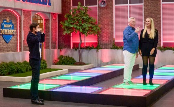 Nation's Dumbest TV Show on FOX: canceled or renewed?